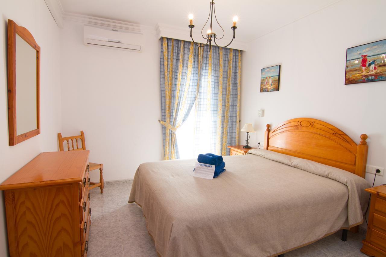 Pulguilla E Menyber Apartment Nerja Exterior foto