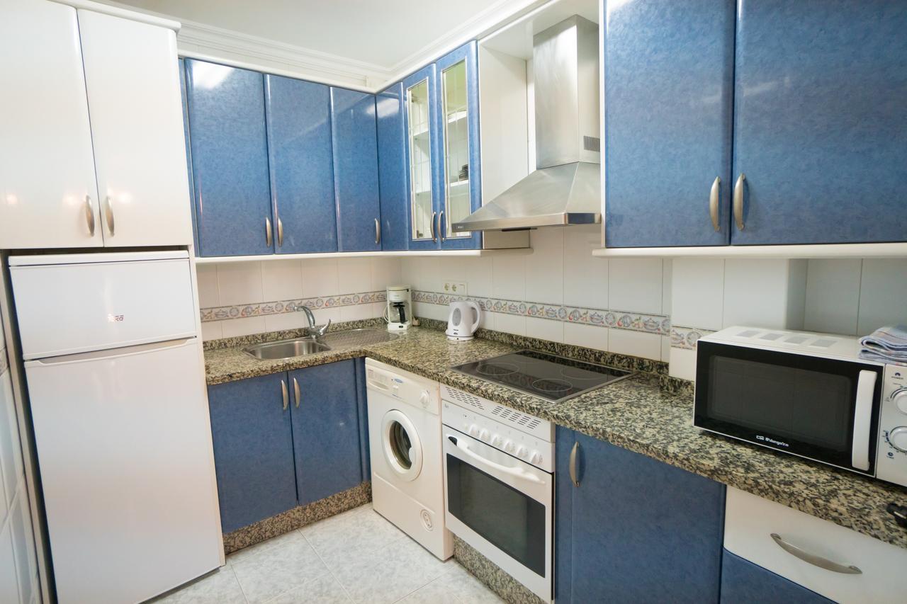 Pulguilla E Menyber Apartment Nerja Exterior foto