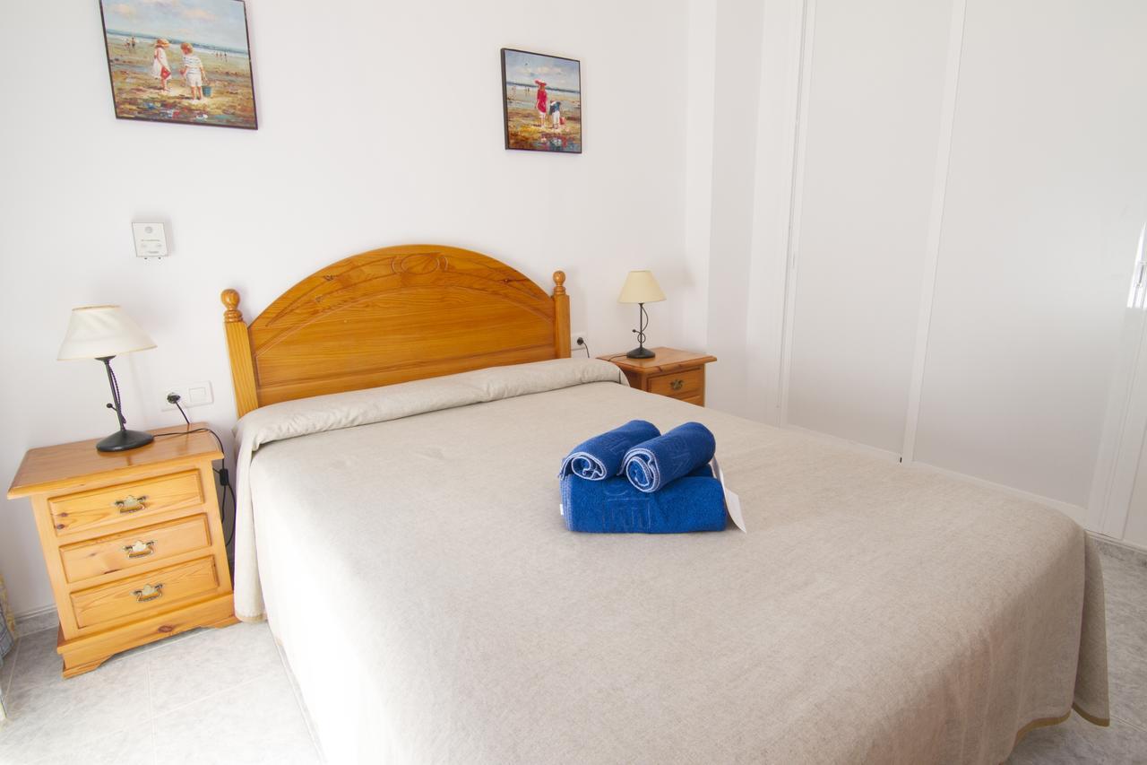 Pulguilla E Menyber Apartment Nerja Exterior foto
