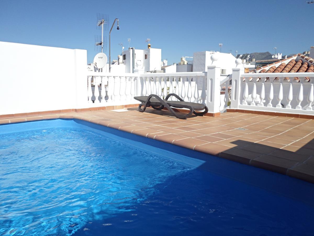 Pulguilla E Menyber Apartment Nerja Exterior foto