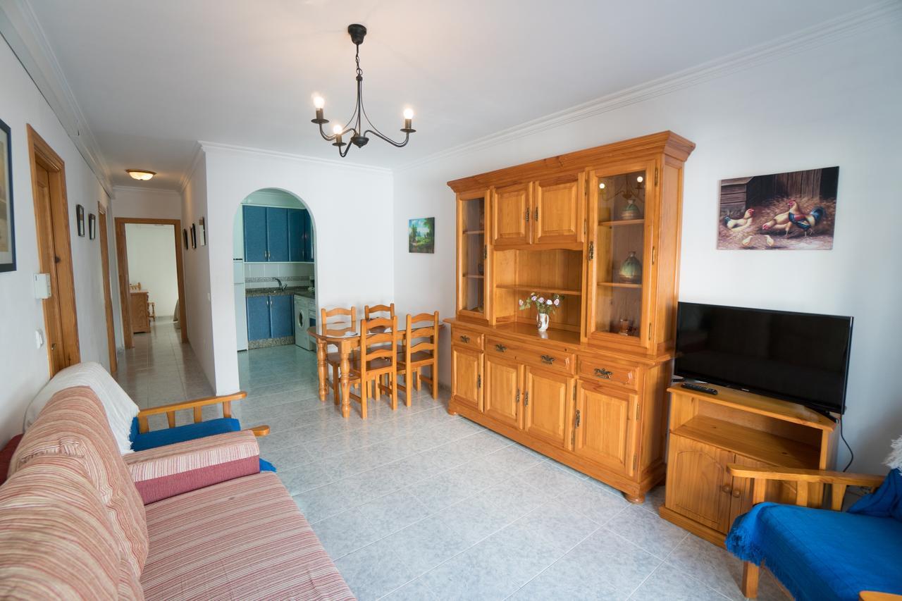 Pulguilla E Menyber Apartment Nerja Exterior foto
