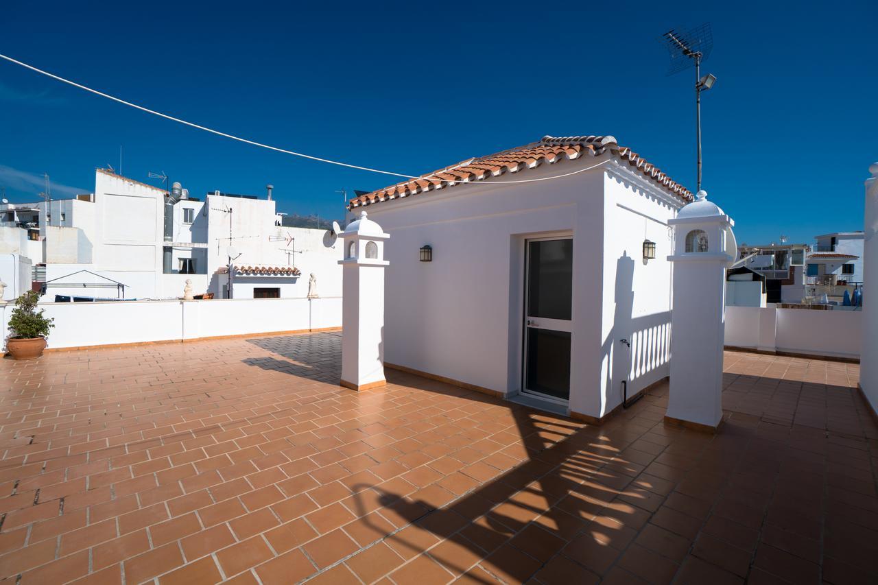 Pulguilla E Menyber Apartment Nerja Exterior foto