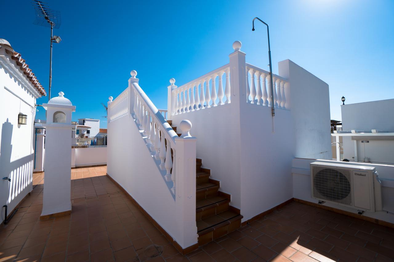 Pulguilla E Menyber Apartment Nerja Exterior foto